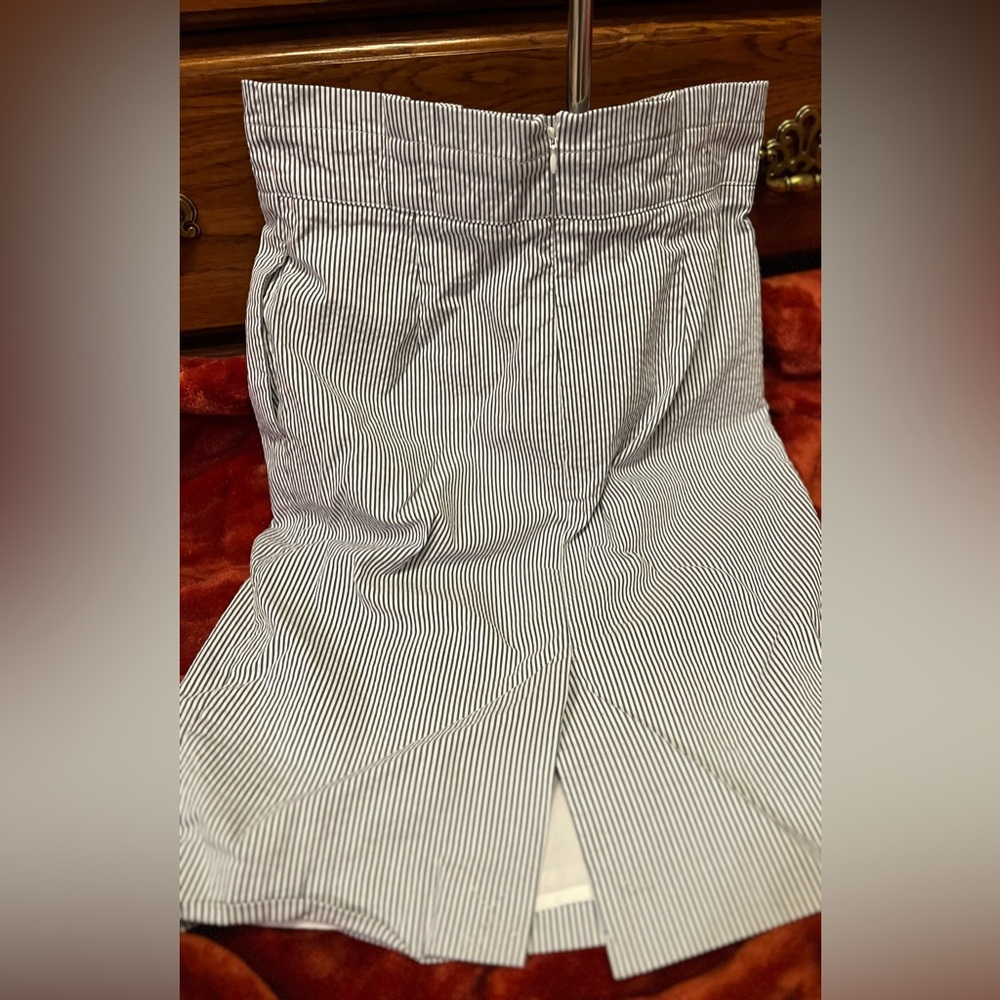Ann Taylor Black and White Striped Skirt - Picture 5 of 5